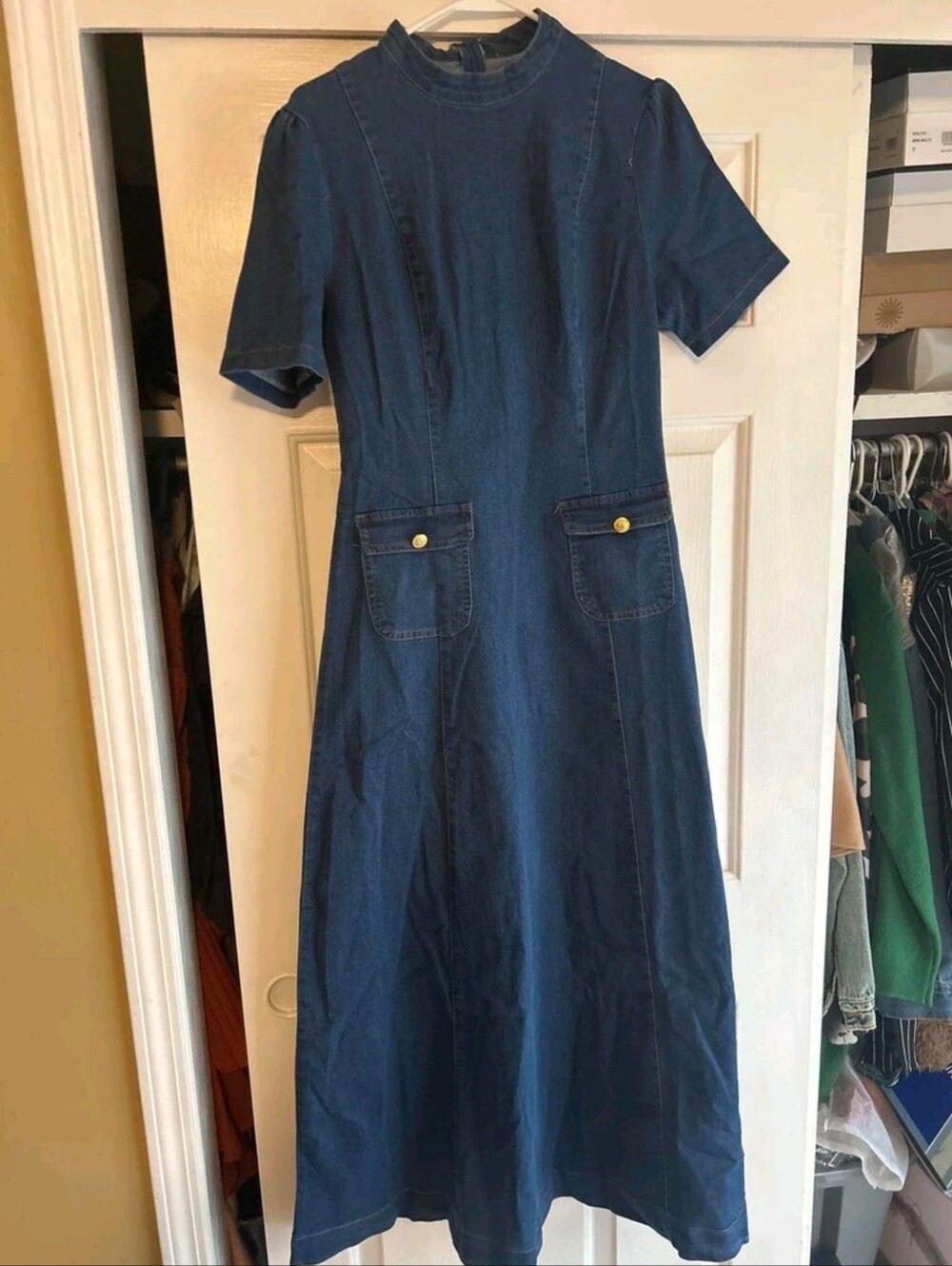 Maxi Denim Dress with Structured Pockets - Blue - Picture 6 of 6
